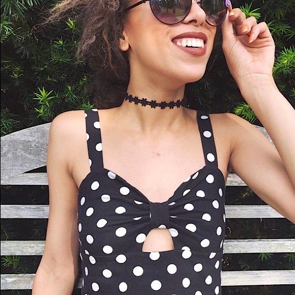 LAST ONE Daisy Chain Crochet Choker Necklace